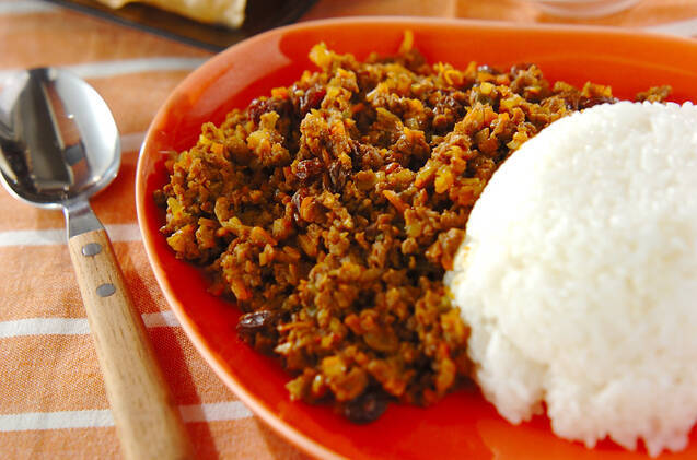 フライパン一つでドライカレー