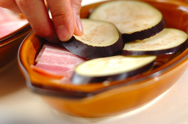 ナスとベーコンの重ね焼きの作り方の手順4