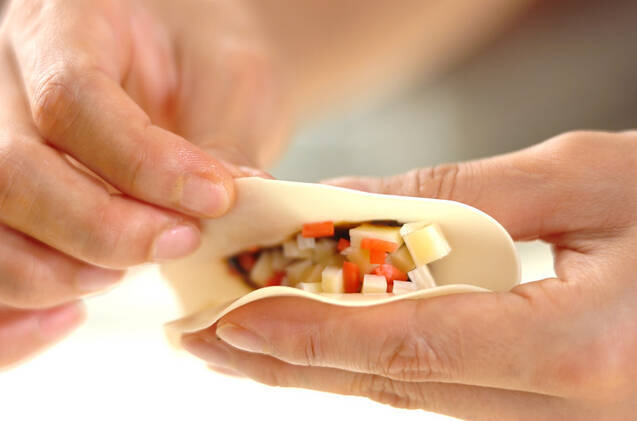 のりのひとくち揚げ餃子の作り方の手順5