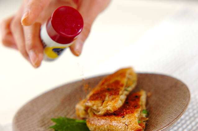 油揚げで納豆の包み焼き お手頃食材で簡単アレンジの作り方の手順5