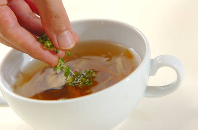 せん切り大根のスープの作り方の手順5