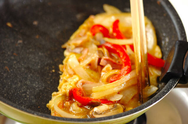 オムレツの作り方の手順4