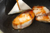 和食の定番！ご飯がすすむ基本のブリの照り焼きの作り方1