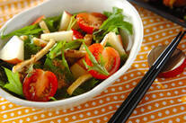 リンゴと水菜のサラダ