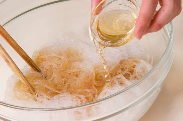 たっぷり春雨サラダの作り方の手順1