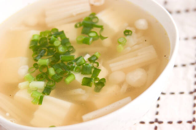 エノキと豆腐のスープ