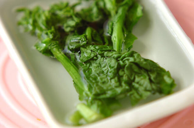 菜の花のジャコ和えの作り方の手順1