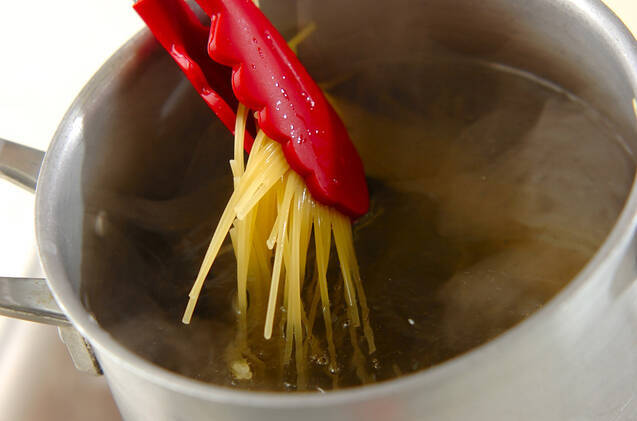 キノコのスパゲティーの作り方の手順5