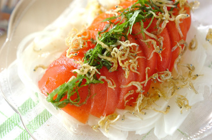 トマトと大葉のサラダ