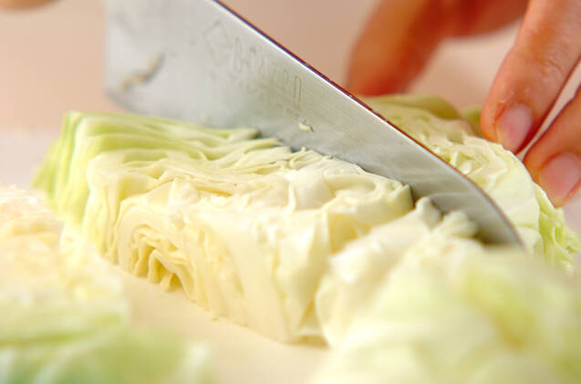 ザク切りキャベツのゴマ和えの作り方の手順1