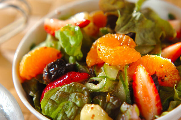 14. フルーツサラダ