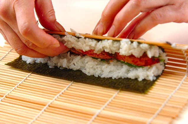 細巻き寿司の作り方の手順7