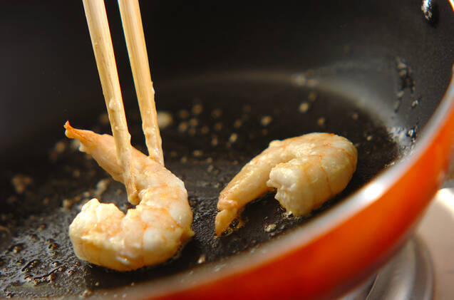 エビのマヨネーズ炒めの作り方の手順2