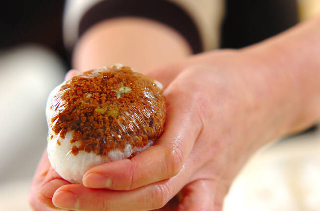 鶏そぼろにぎりの作り方の手順2