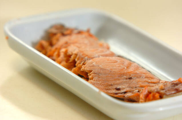 鮭とジャガイモの洋風おやきの作り方の手順1