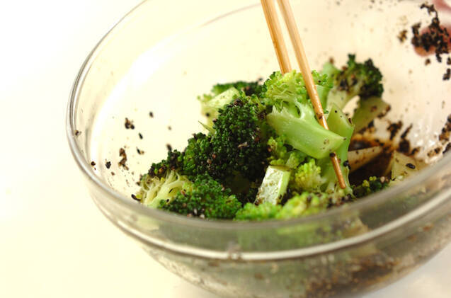 ブロッコリーのゴマ汚しの作り方の手順4