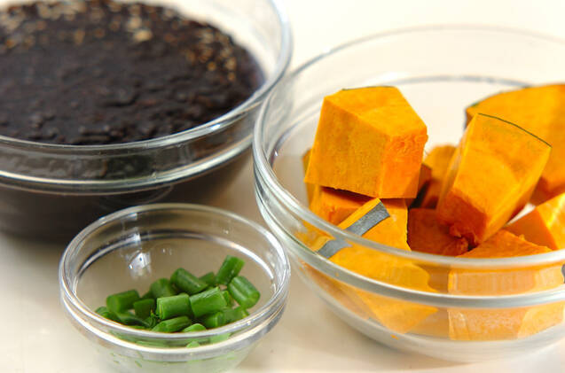 カボチャとヒジキのカレー炒め煮の作り方の手順1