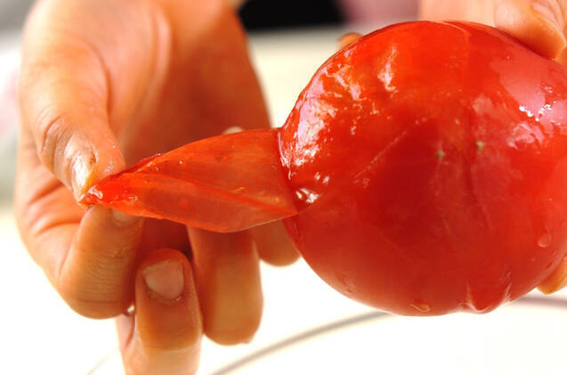 冷凍トマトでスムージーガスパチョの作り方の手順7