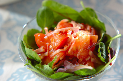 トマトのガーリックサラダ