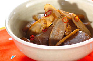 ヘルシー食材で！コンニャクとゴボウの甘辛炒め