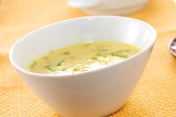 レタスのカレースープ