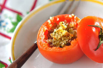 トマトカップのパン粉焼き