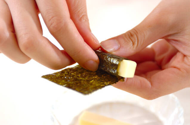 のり巻きチーズの作り方の手順2