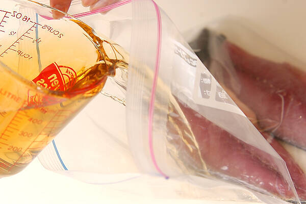 薬味たっぷり！簡単しめ鯖の作り方の手順2