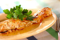 サーモンのアーモンド焼き