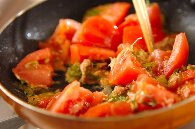 トマトと卵の炒め物の作り方の手順4