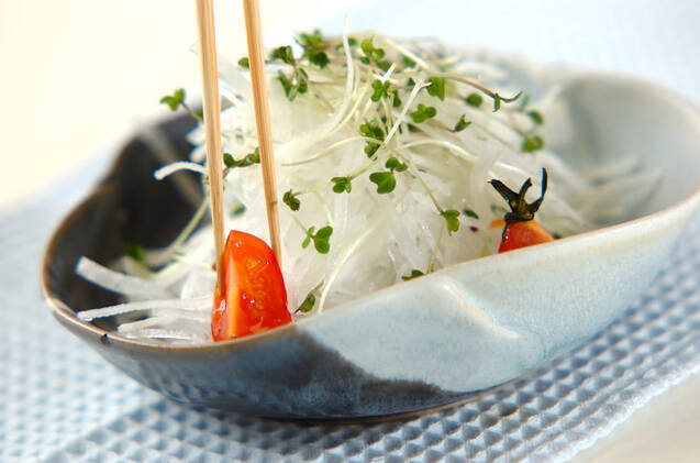 大根とスプラウトのサラダの作り方の手順4