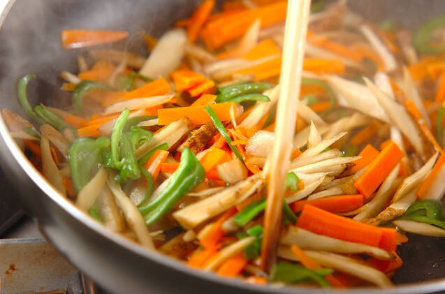 きんぴらの鶏肉ロールの作り方の手順5