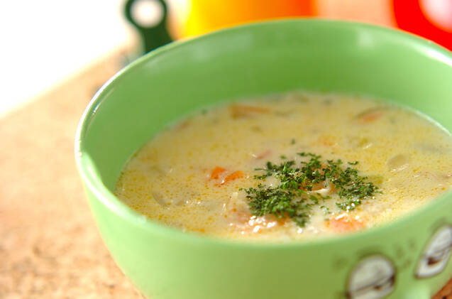 野菜たっぷりクラムチャウダー
