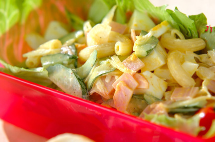 マカロニサラダ