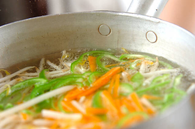 エビとモヤシの温サラダの作り方の手順7