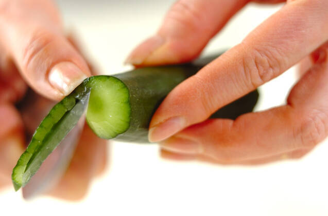 塩キュウリの作り方の手順1