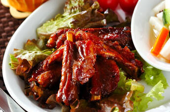 骨付き豚バラ肉のママレード煮