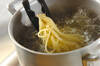 エノキとバジルのペペロンチーノの作り方の手順4