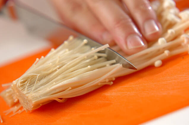 キノコの塩麹和えの作り方の手順1