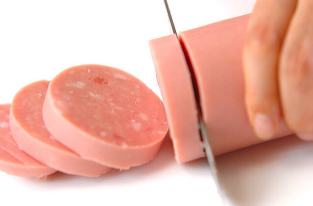 ソーセージのチーズはさみ焼きの作り方の手順1