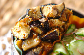 乱切りナスのゴマ和え