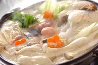 クリーミーで温まる！みそ仕立ての豆乳鍋