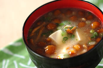 ナメコのみそ汁