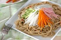 エスニック風サラダそば