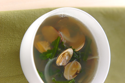 アサリと菊菜のスープ