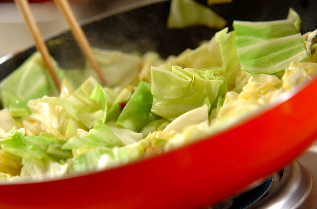 回鍋肉焼きそばの作り方の手順2