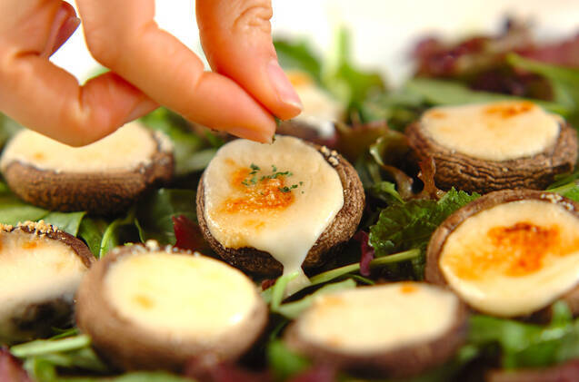 簡単シイタケのホワイトソース焼きの作り方の手順3