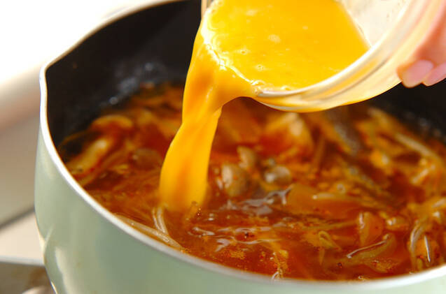 冷凍コンニャクのユッケジャンスープの作り方の手順4