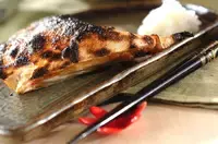 シンプルなおいしさ！ブリカマの塩焼き