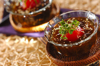 トマトともずくの和風サラダ